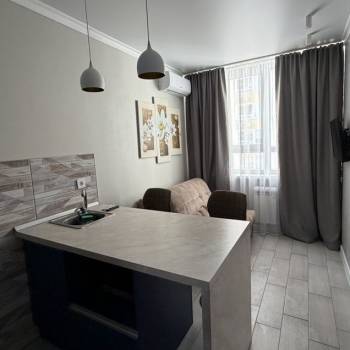 Продается 1-комнатная квартира, 40 м²