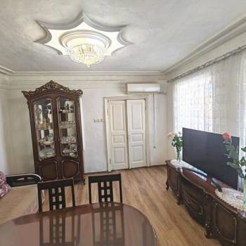 Продается 3-х комнатная квартира, 48 м²