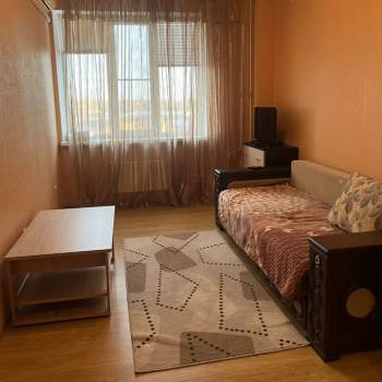 Сдается 1-комнатная квартира, 44 м²