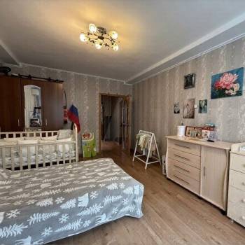 Продается 3-х комнатная квартира, 90 м²