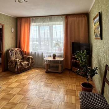 Продается Многокомнатная квартира, 71,1 м²