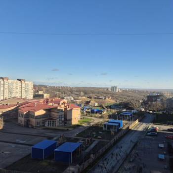 Продается 1-комнатная квартира, 73 м²