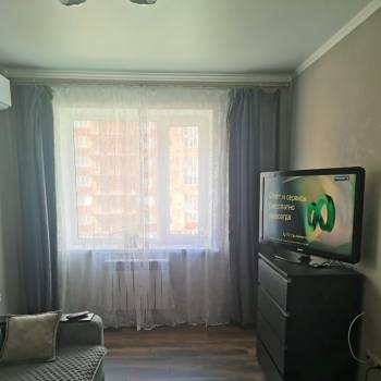 Сдается 1-комнатная квартира, 35 м²