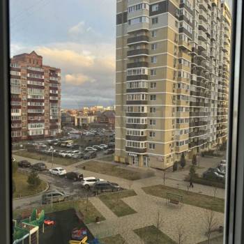 Сдается 1-комнатная квартира, 40 м²