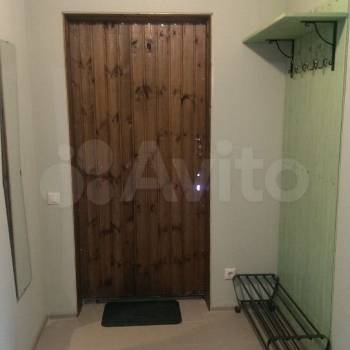 Сдается 1-комнатная квартира, 56 м²