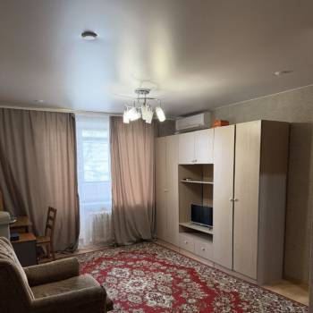 Сдается 1-комнатная квартира, 38 м²