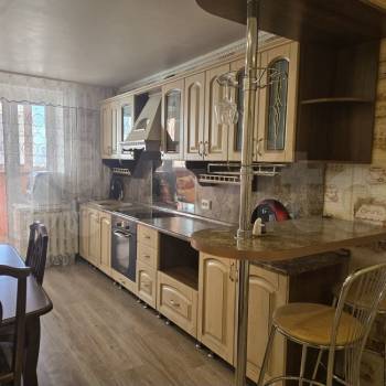 Продается 2-х комнатная квартира, 65 м²