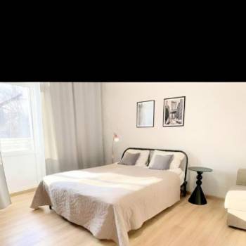 Продается 1-комнатная квартира, 32 м²