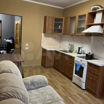 Сдается 1-комнатная квартира, 50 м²