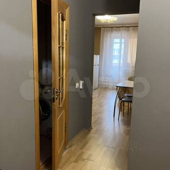 Сдается 1-комнатная квартира, 50 м²