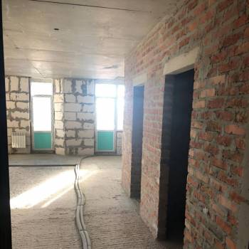 Продается 1-комнатная квартира, 70 м²