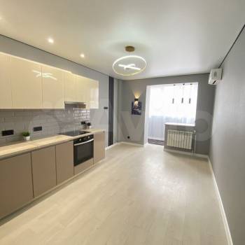 Продается 1-комнатная квартира, 57 м²