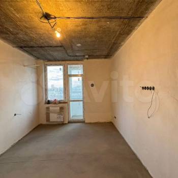 Продается 1-комнатная квартира, 37 м²