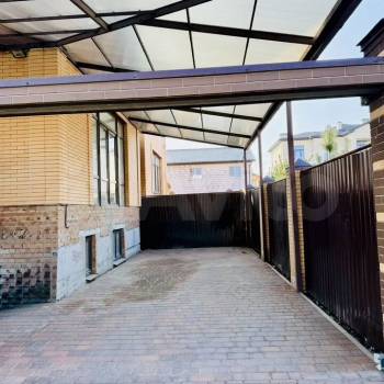 Продается Дом, 180 м²