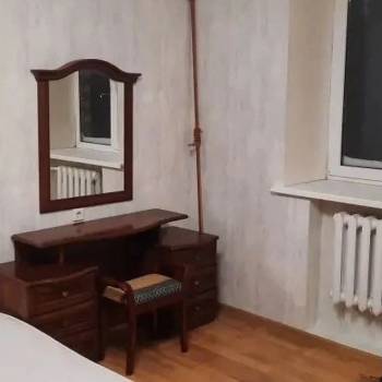 Сдается 1-комнатная квартира, 65 м²