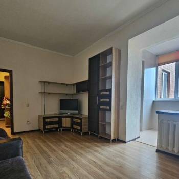 Сдается 1-комнатная квартира, 50 м²