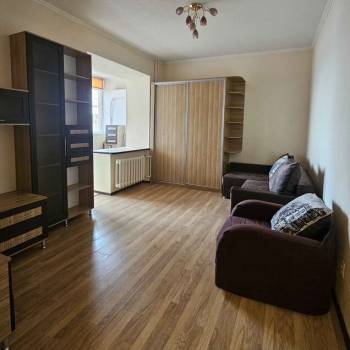 Сдается 1-комнатная квартира, 50 м²