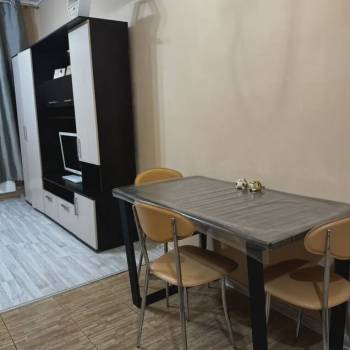 Сдается 1-комнатная квартира, 27 м²