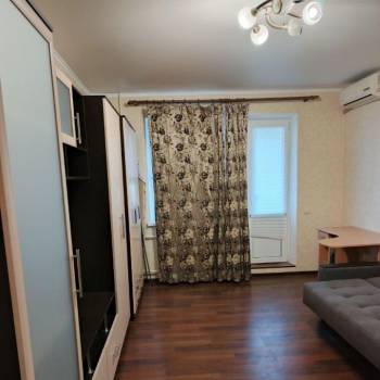 Сдается 1-комнатная квартира, 37 м²