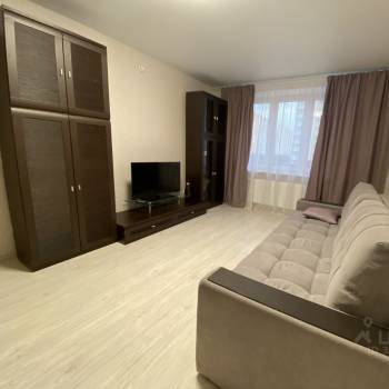 Сдается 1-комнатная квартира, 37 м²