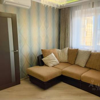 Сдается Многокомнатная квартира, 68 м²