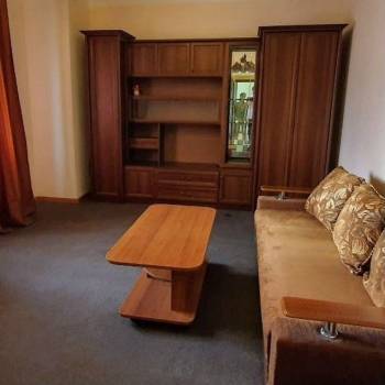 Сдается 1-комнатная квартира, 46 м²