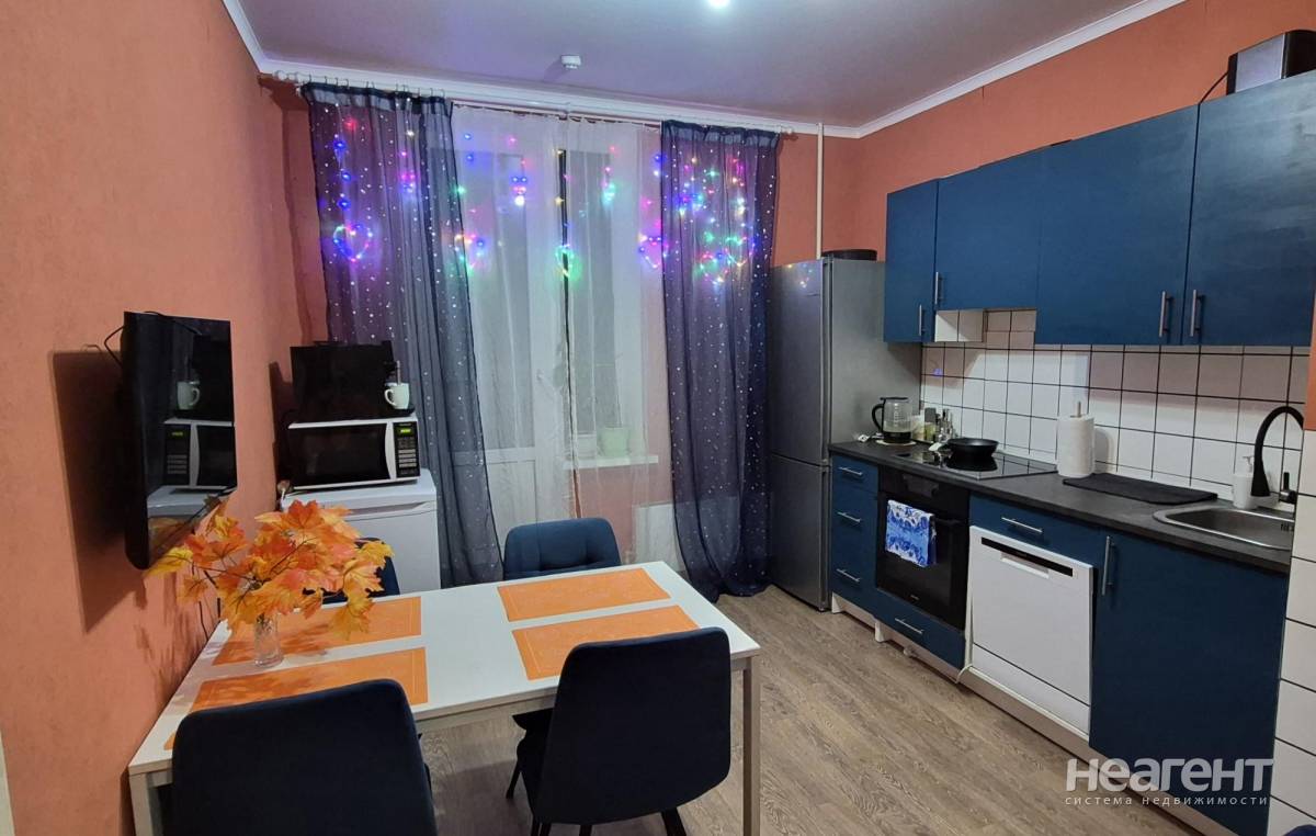 Сдам 2-х к квартиру, ЖК Итальянский квартал, ул. Ткачева