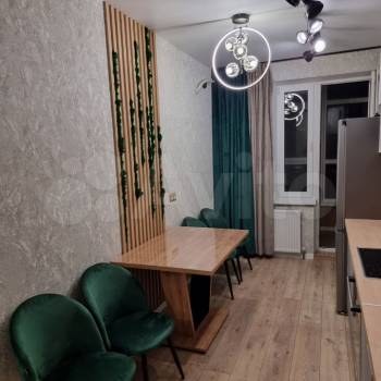 Сдается 1-комнатная квартира, 43 м²