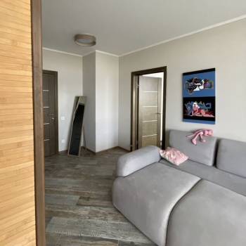 Продается 1-комнатная квартира, 42,3 м²