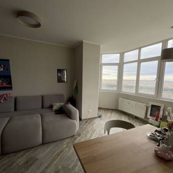 Продается 1-комнатная квартира, 42,3 м²