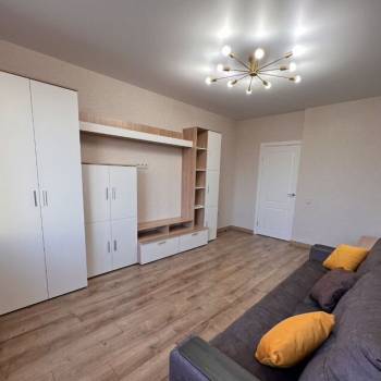 Сдается 2-х комнатная квартира, 65 м²