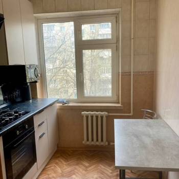 Продается 1-комнатная квартира, 30,5 м²