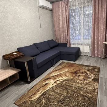 Сдается 1-комнатная квартира, 40 м²