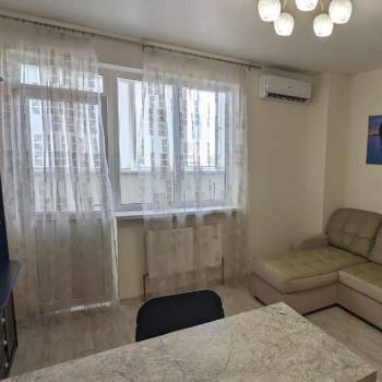 Продается 1-комнатная квартира, 32 м²