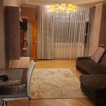 Сдается 2-х комнатная квартира, 55 м²