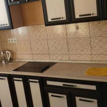 Продается 1-комнатная квартира, 42 м²