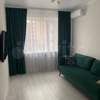 Сдается 1-комнатная квартира, 35 м²