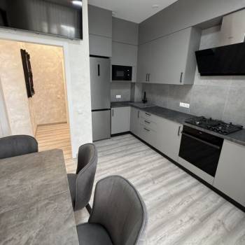 Сдается 2-х комнатная квартира, 56 м²