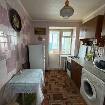 Сдается 1-комнатная квартира, 40 м²