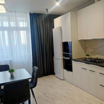 Сдается 2-х комнатная квартира, 64 м²
