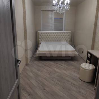 Сдается 2-х комнатная квартира, 74 м²