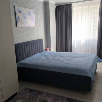 Сдается 1-комнатная квартира, 43 м²