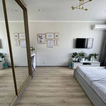 Продается 1-комнатная квартира, 36 м²