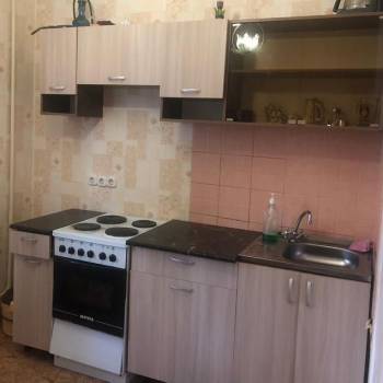 Сдается 1-комнатная квартира, 38 м²