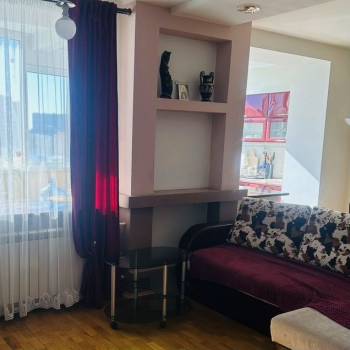 Продается 1-комнатная квартира, 50 м²