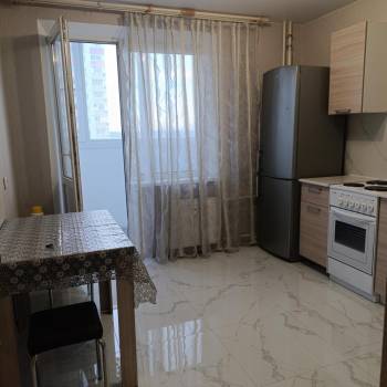 Сдается 1-комнатная квартира, 35 м²