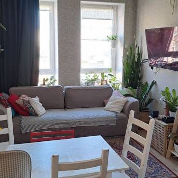 Продается 1-комнатная квартира, 56 м²