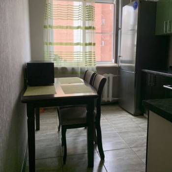 Сдается 2-х комнатная квартира, 56 м²