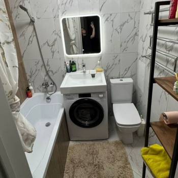 Продается 1-комнатная квартира, 35 м²