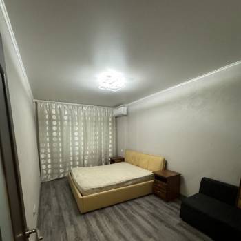 Сдается 1-комнатная квартира, 43 м²